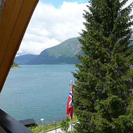 Panorama Fjord Olden Apartment Luaran gambar